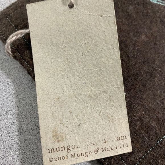 Mungo & Maud Brown Wool Felt Embroidered Grooming Bag-NWT - Picture 3 of 8